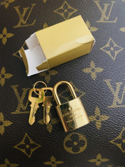 Louis Vuitton Bag Key Loker 