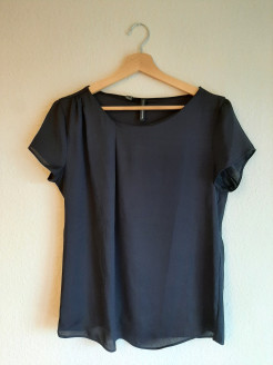 Elegant navy blue silk T-shirt