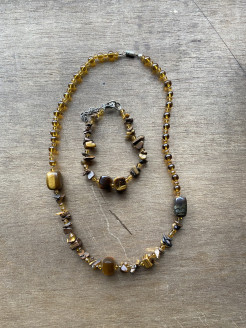 Ensemble collier-bracelet en ambre et œil de tigre