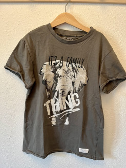 Khaki grey T-shirt with elephant print - size 146-152 11/12 years