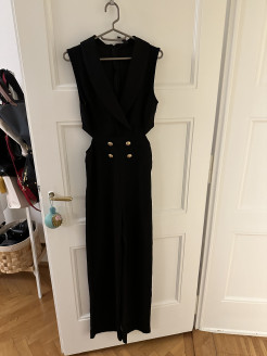 Black, comfortable jumpsuit