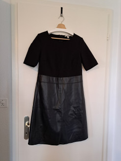 Kleid Esprit schwarz aus zwei Materialien