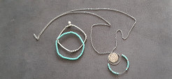 Turquoise necklace and bracelet set