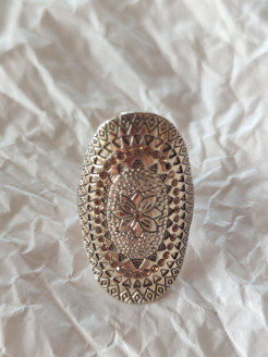 Patterned ring