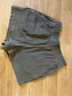 Shorts im Stil von Cotton Gas