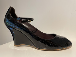 Louis Vuitton - Sardegna wedge op toe pump - vernies noires