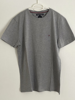 Tommy Hilfiger grey T-shirt