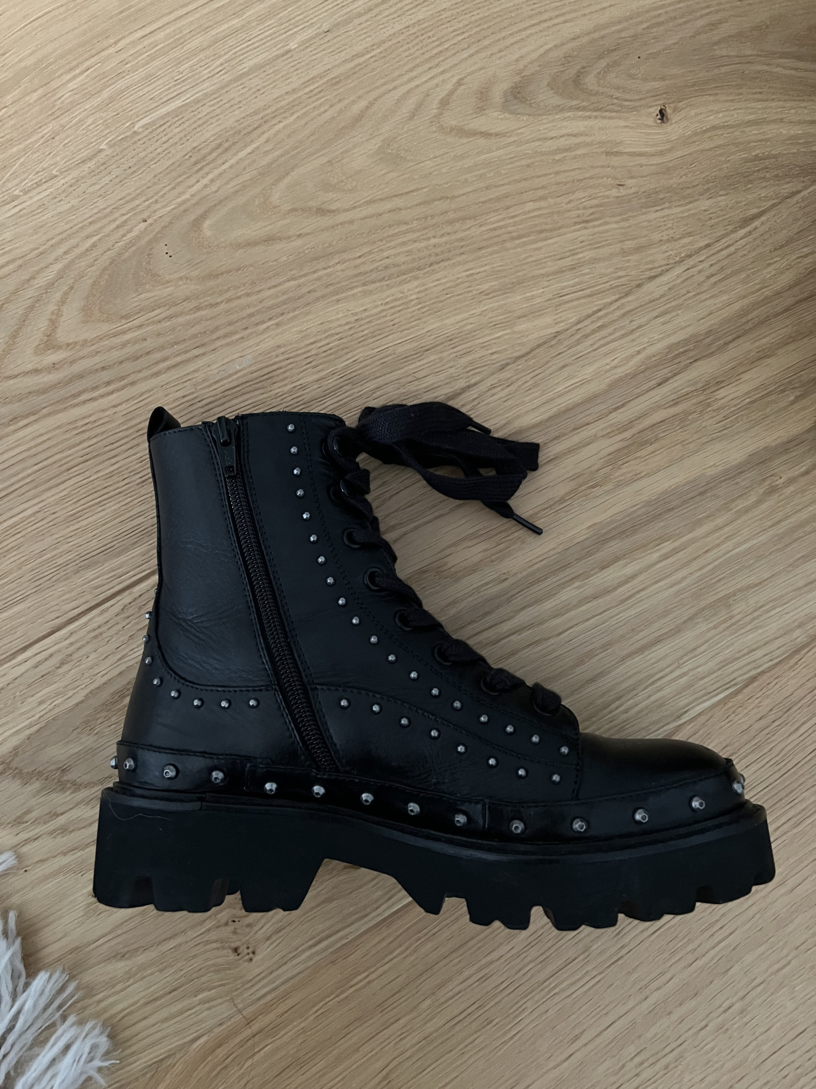 Pinko shop biker boots