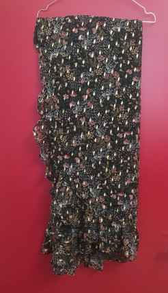 Long skirt with flowers le temps des cerises