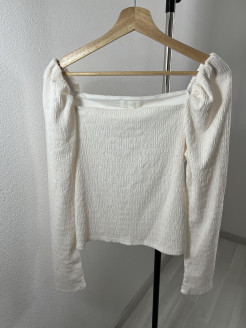 Schicker weißer Pullover