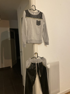 Set of tracksuits