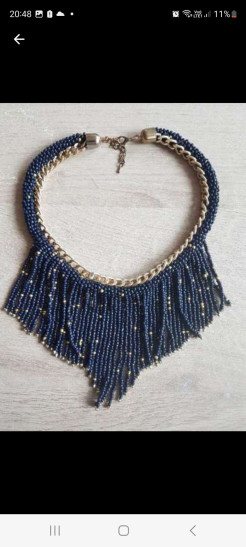 Blue pearl necklace