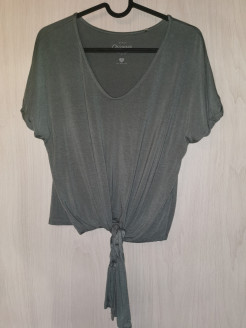 Khaki t-shirt with front tie t. XS