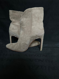 Bottines en simili dain beige 