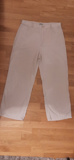 Classic lightweight wool trousers