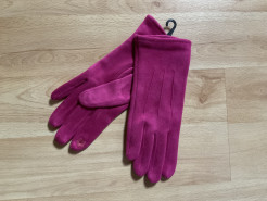 Women's pink gloves
