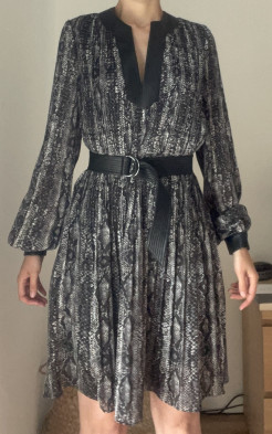 Robe mi-longue noire 