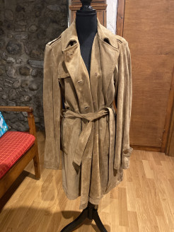 Suede coat, size 40