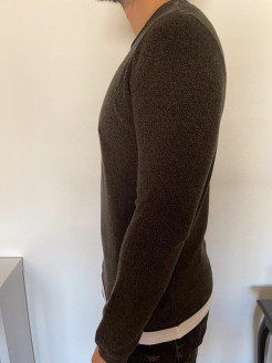 Khaki long-sleeved jumper