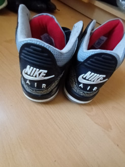 Nike Schuh