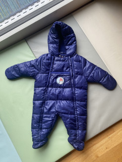 Baby winter suit in warm down jacket