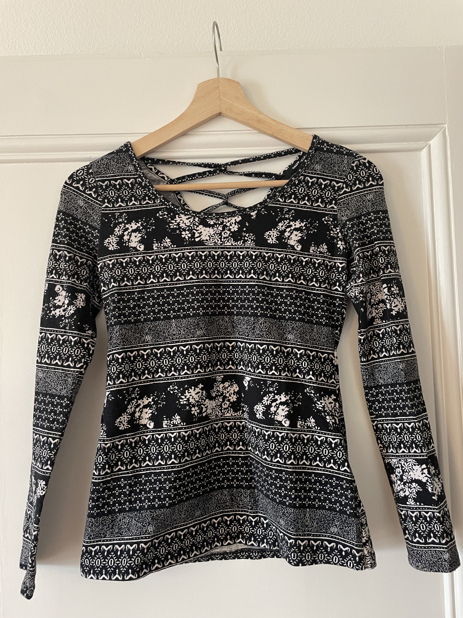 Patterned jumper