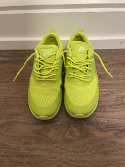 Neon Nike
