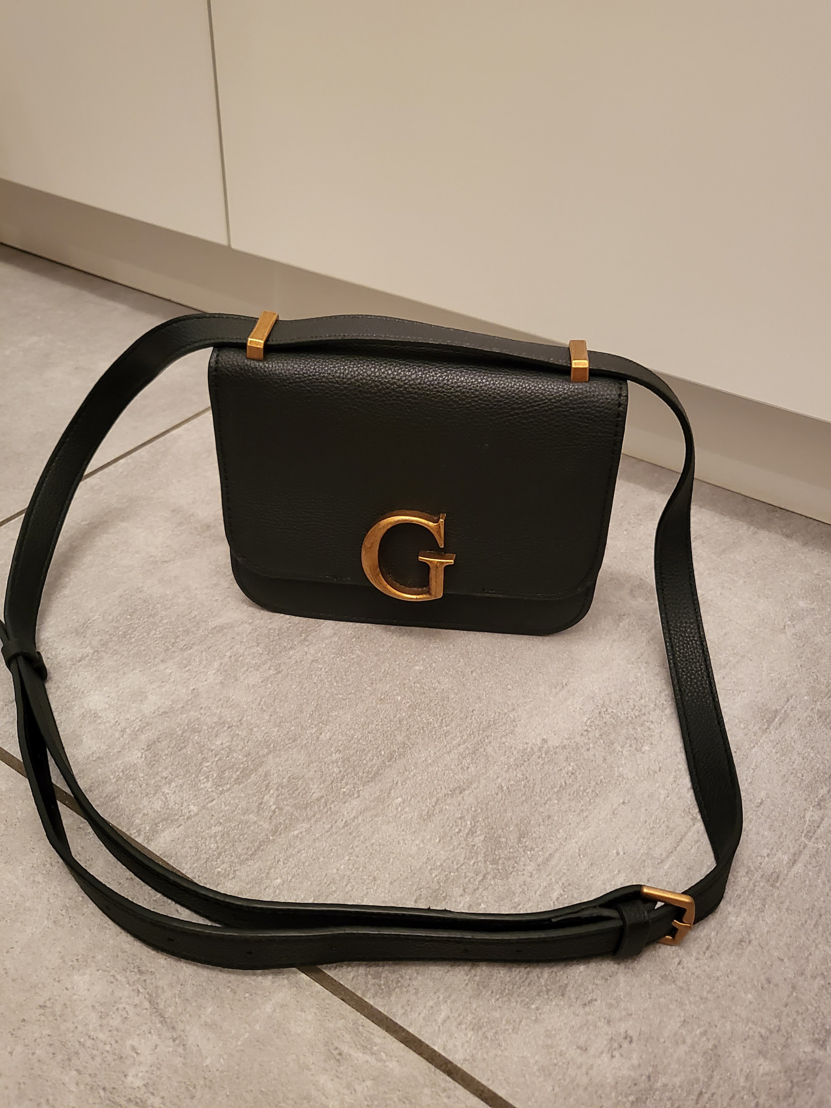 Guess top bag authentic