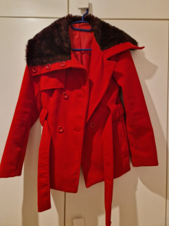 Manteau rouge 