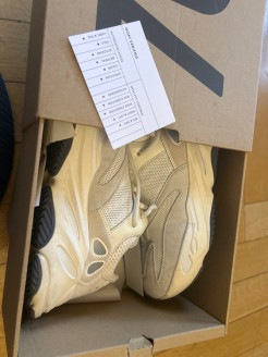 Adidas Yeezy boost 700 Analogique