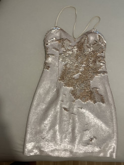 Robe sirène courte strass