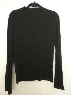 Mid-length jumper. Black. Zebra brand. XL