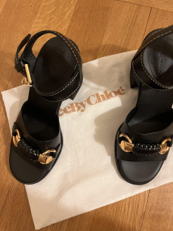 Sandalen mit hohem Absatz schwarz - See by Chloé