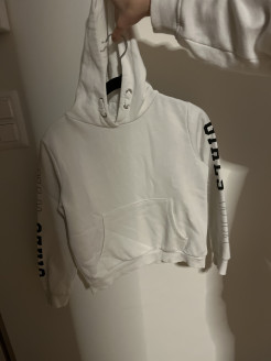 White sweatshirt - size 134-140 cm