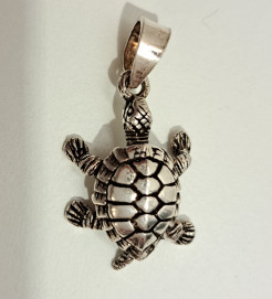 beweglicher Schildkrötenanhänger aus Silber (1)