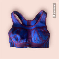 Nike XS sports bra