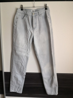 Hellblaue Jeans W28 L32