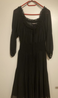 Robe Noire avec transparences Zara