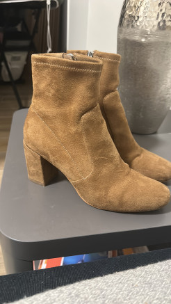Zara beige boots