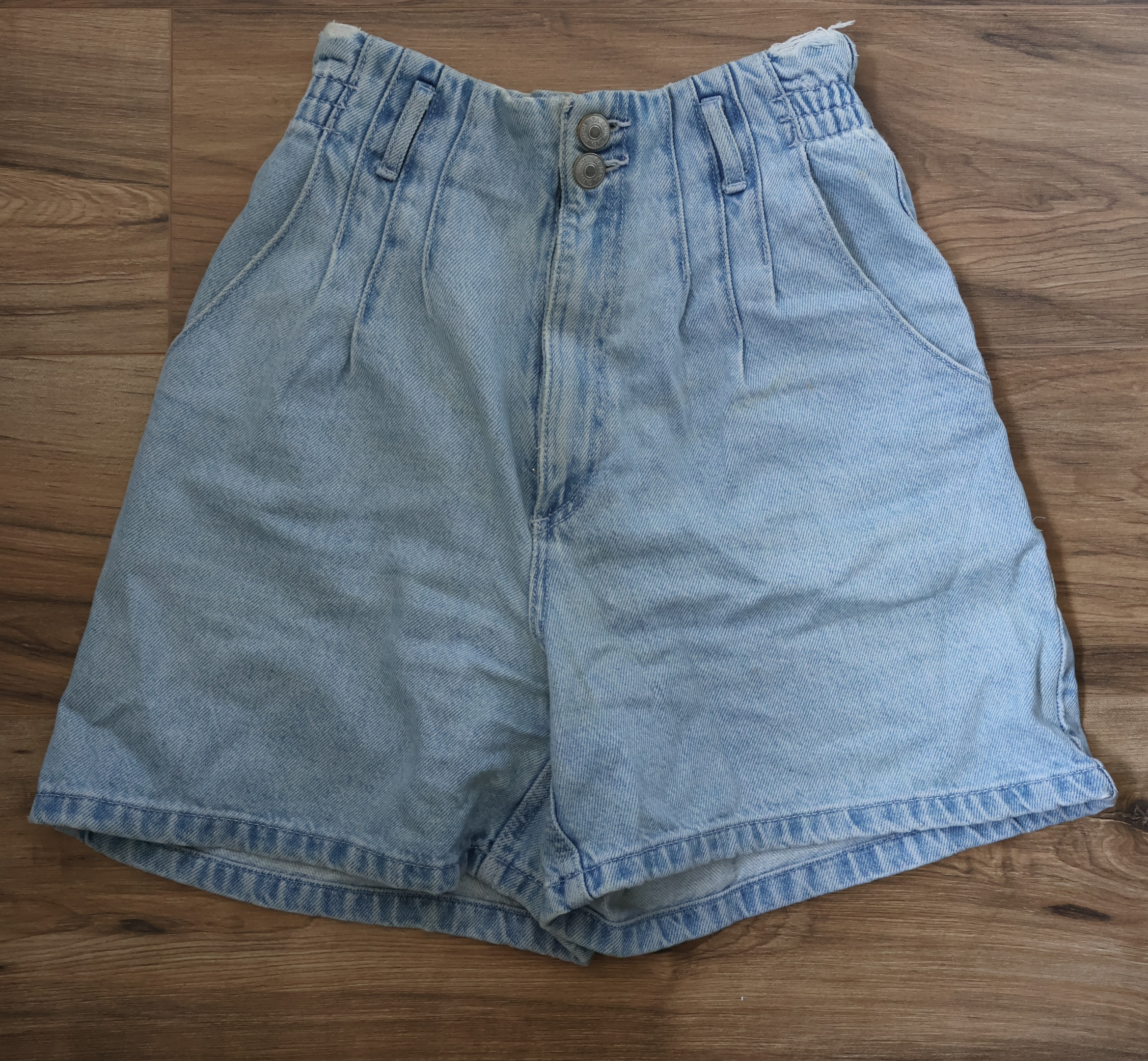 Short en jean bleu clair