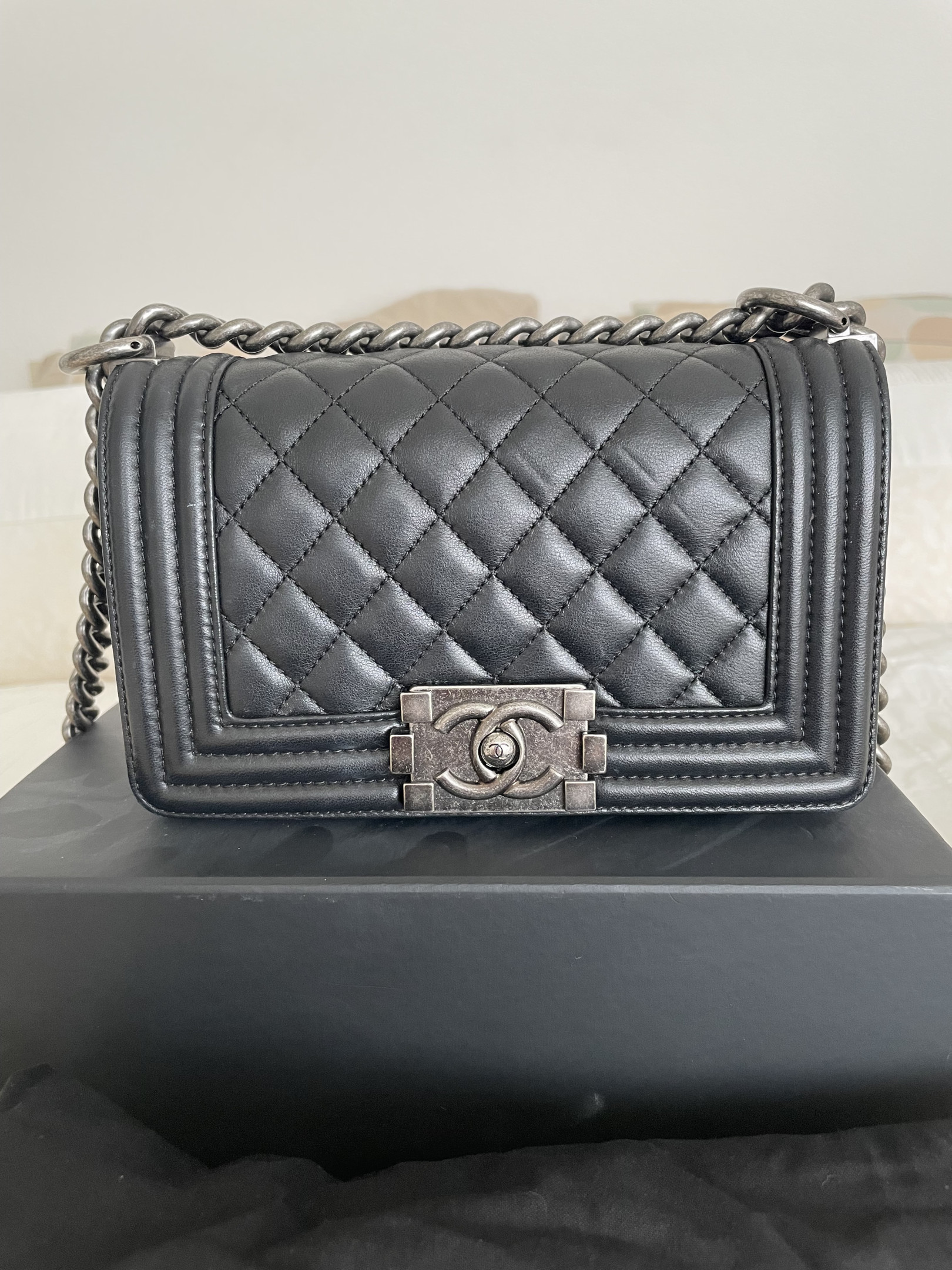 Sac chanel outlet boy prix