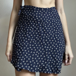 Jupe à fleurs bleues Brandy Melville