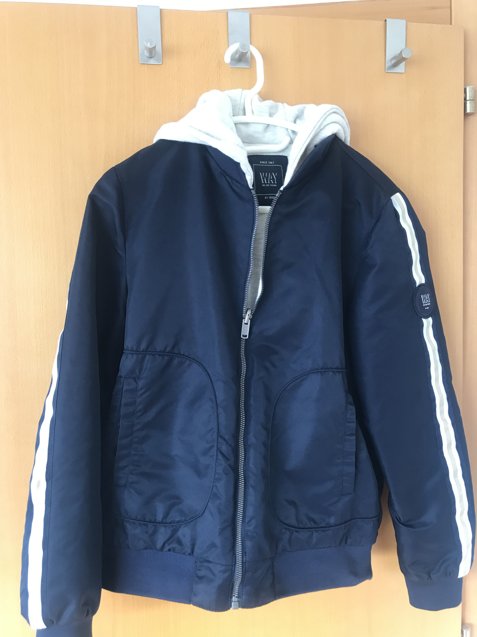 IKKS reversible jacket, navy blue and cream