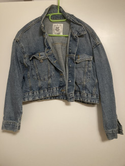 Veste en jean taille courte PULL & BEAR