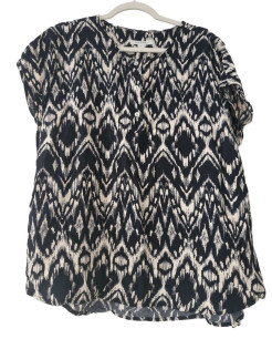 Trenery Black & White Ikat top (XL)