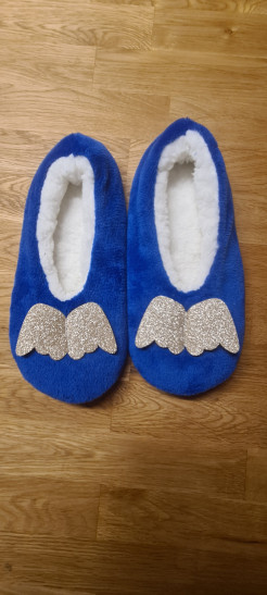 Women's blue slippers