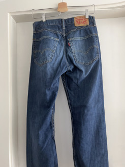 Levis 505 jeans