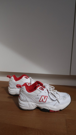 New Balance 608