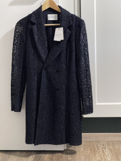 Robe veste en dentelle bleu marine