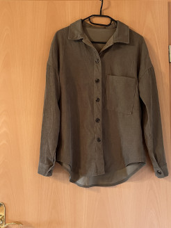 Oversize-Hemd in Khaki
